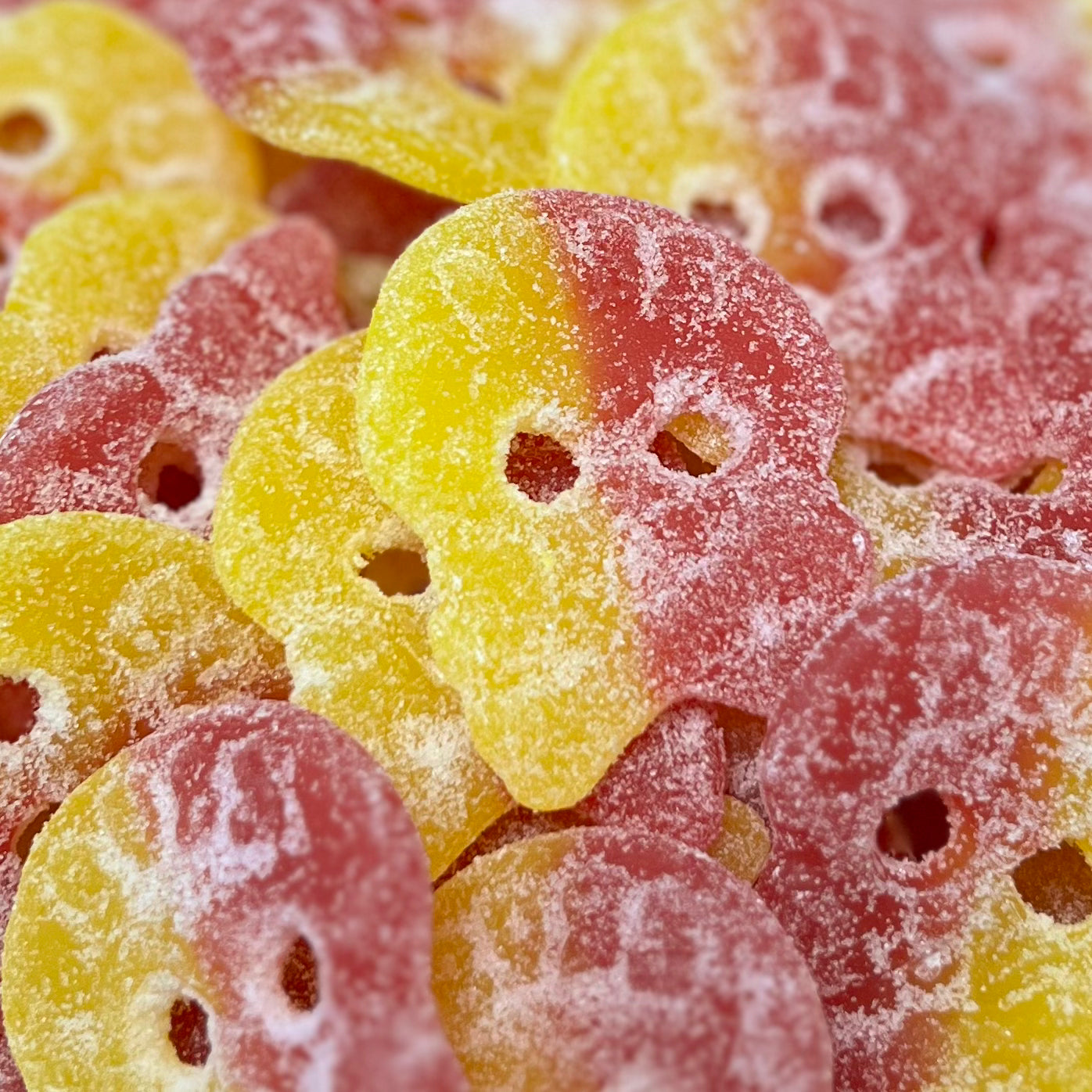 Suraskallar (Swedish sour peach skulls)
